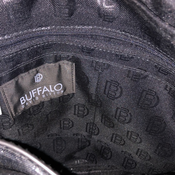 David Bitton Buffalo Man crossbody travel bag - Picture 9 of 16